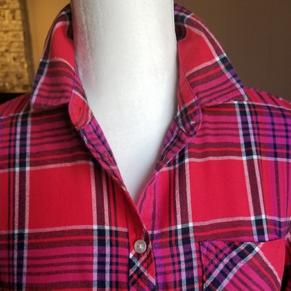 Long sleeved multicolored plaid Button down - Picture 3 of 8